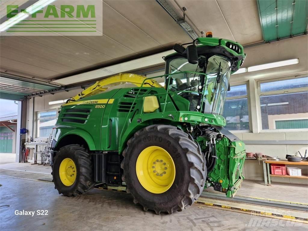 John Deere 8500 Selbstfahrende Häcksler