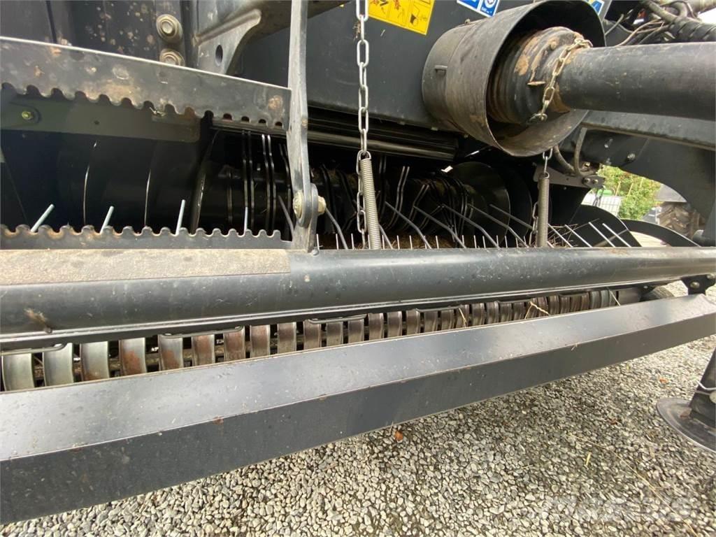 Kuhn VB 2260 Rundballenpressen