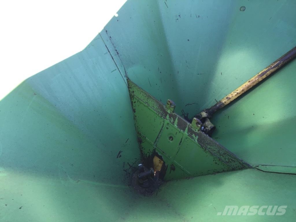 Amazone ZA-E1002 Mineraldüngerstreuer