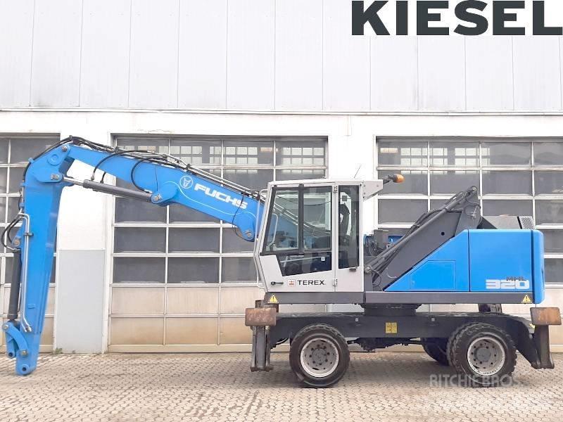 Fuchs MHL 320 F Materialumschlag