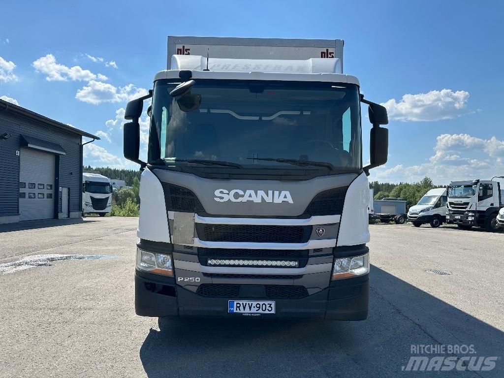 Scania P250 Kastenaufbau
