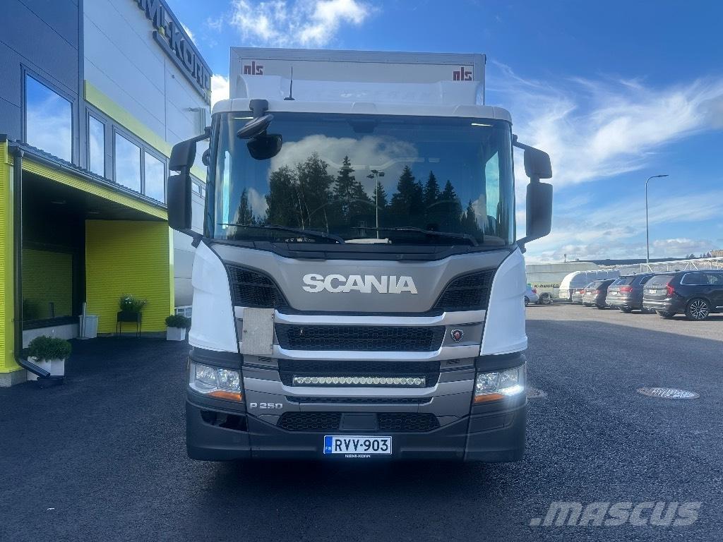 Scania P250 Kastenaufbau