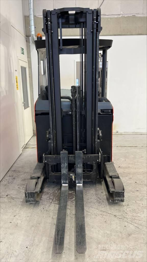 BT RR E 140 H Schubmaststapler