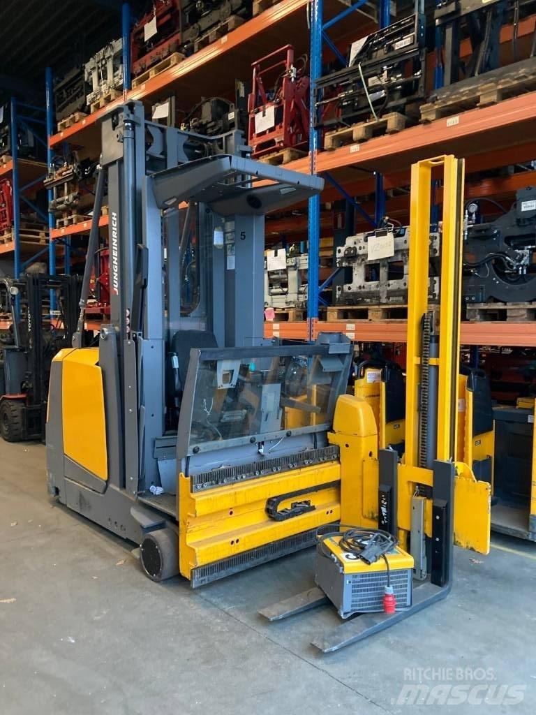 Jungheinrich EKX410 Schmalgangstapler