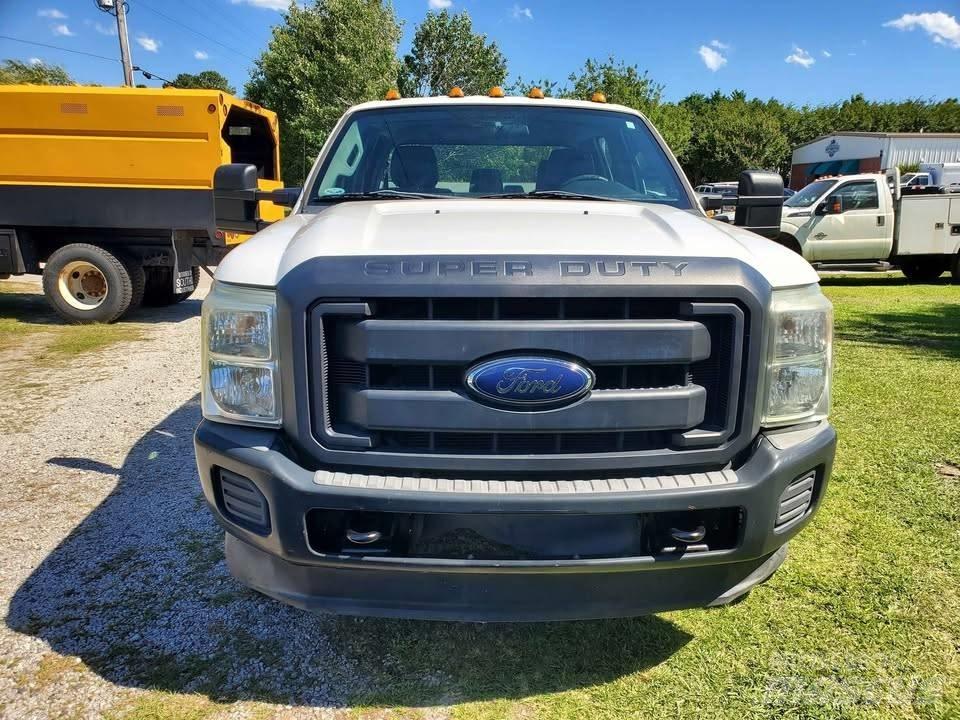 Ford F 350 XL SD Kommunal-Sonderfahrzeuge