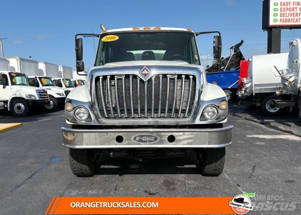 International 7400 Wassertanker