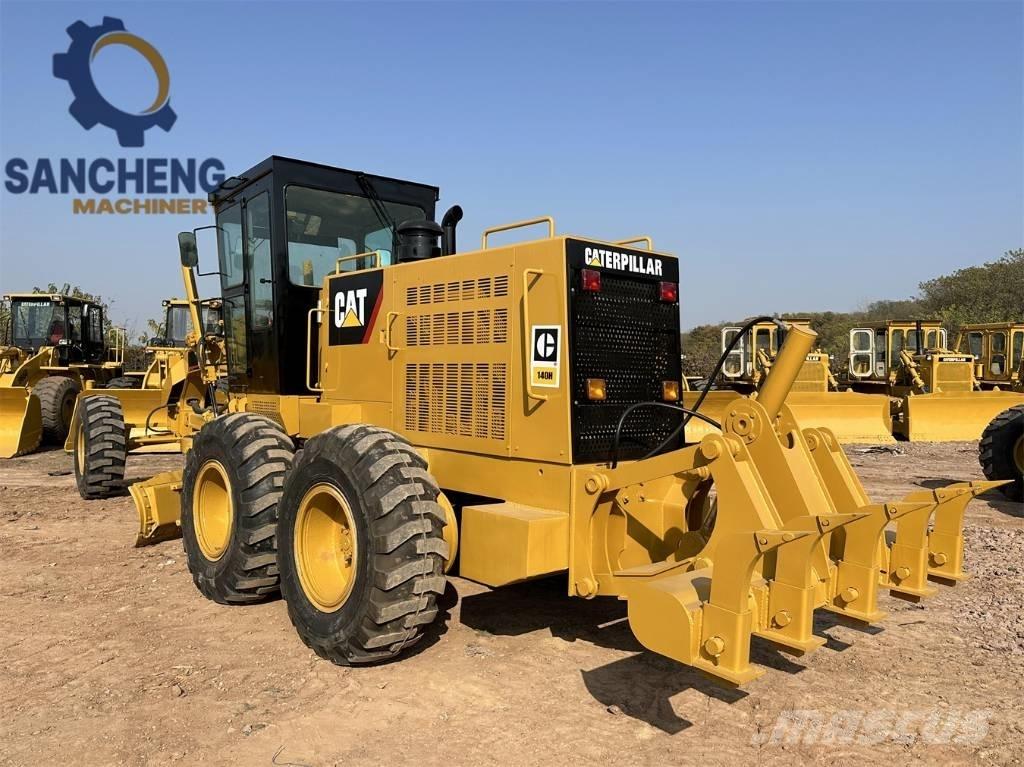 CAT 140H Grader