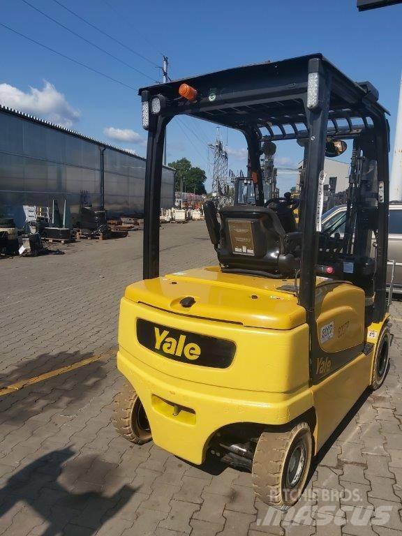 Yale ERP25VL Elektro Stapler