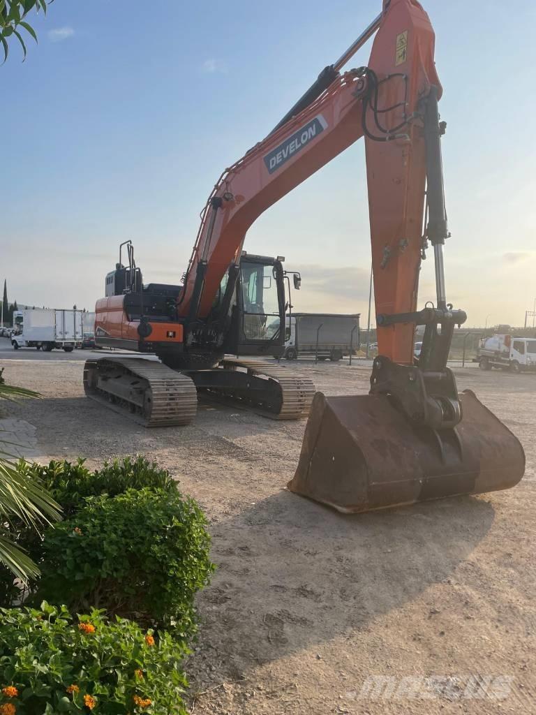 Doosan DX225LC-7 Raupenbagger