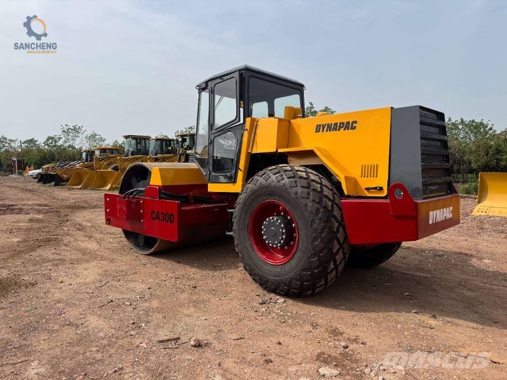 Dynapac CA 30 D Walzenzüge