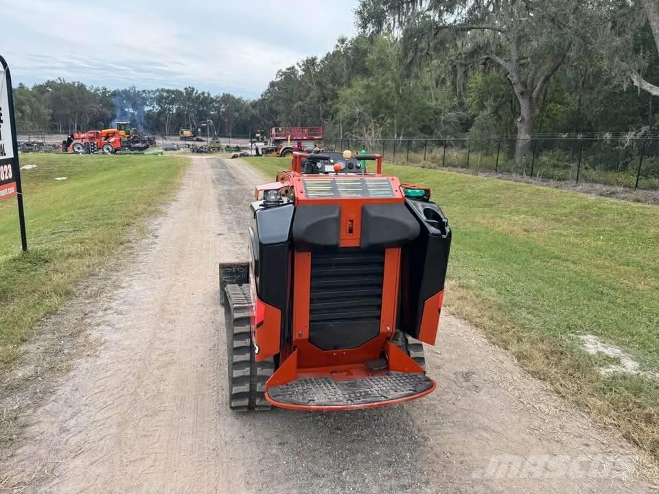 Ditch Witch SK 800 Kompaktlader