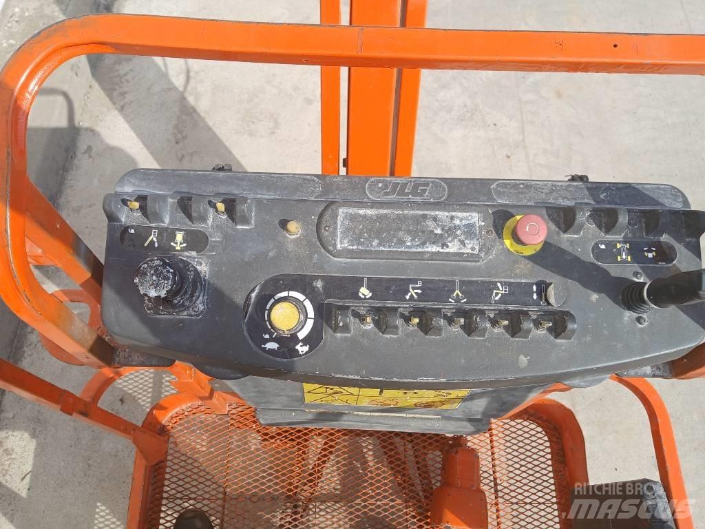 JLG E 300 AJ Gelenkteleskoparbeitsbühnen