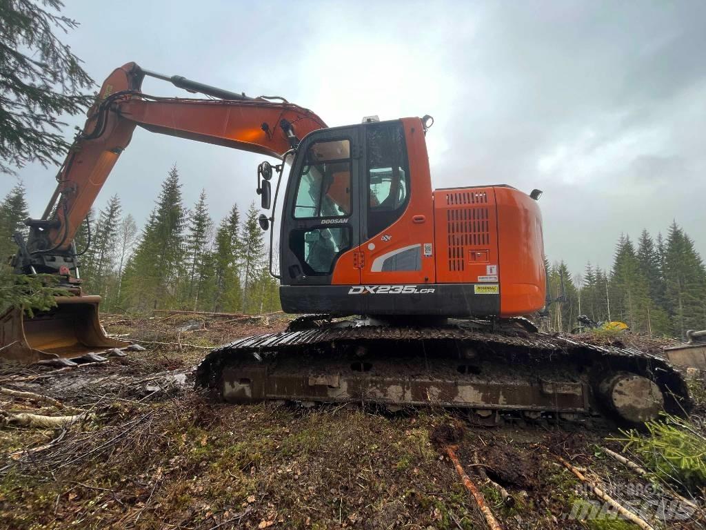 Doosan DX 235 LCR-5 Raupenbagger