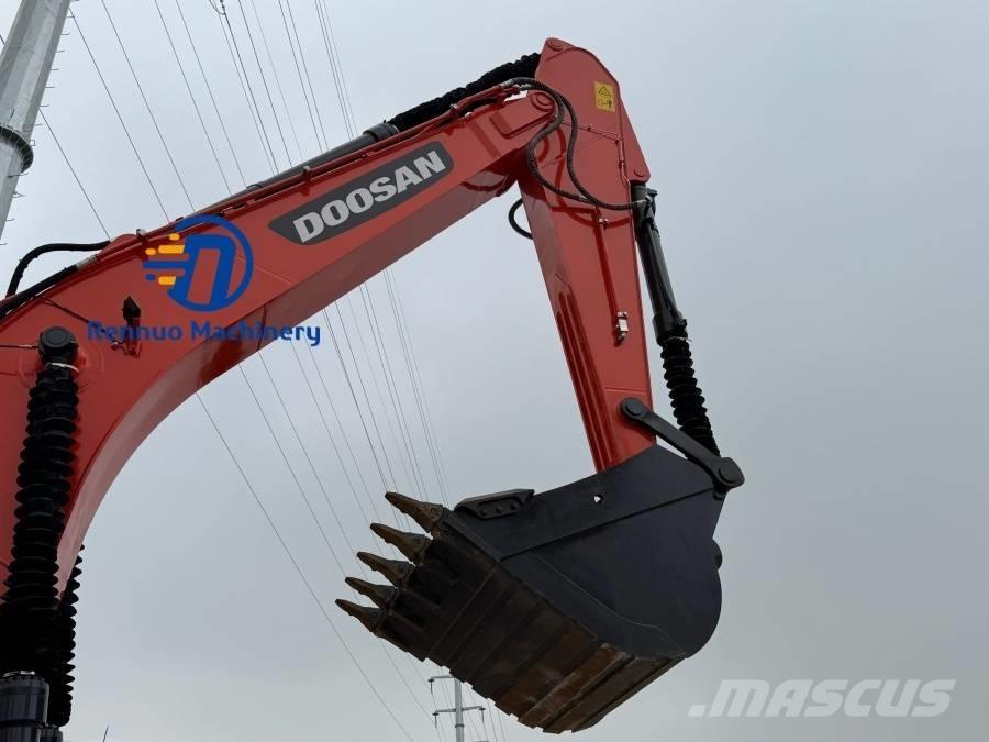 Doosan DX 300LC-9C Raupenbagger