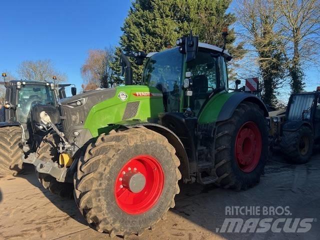 Fendt 728 Vario Gen7 Traktoren
