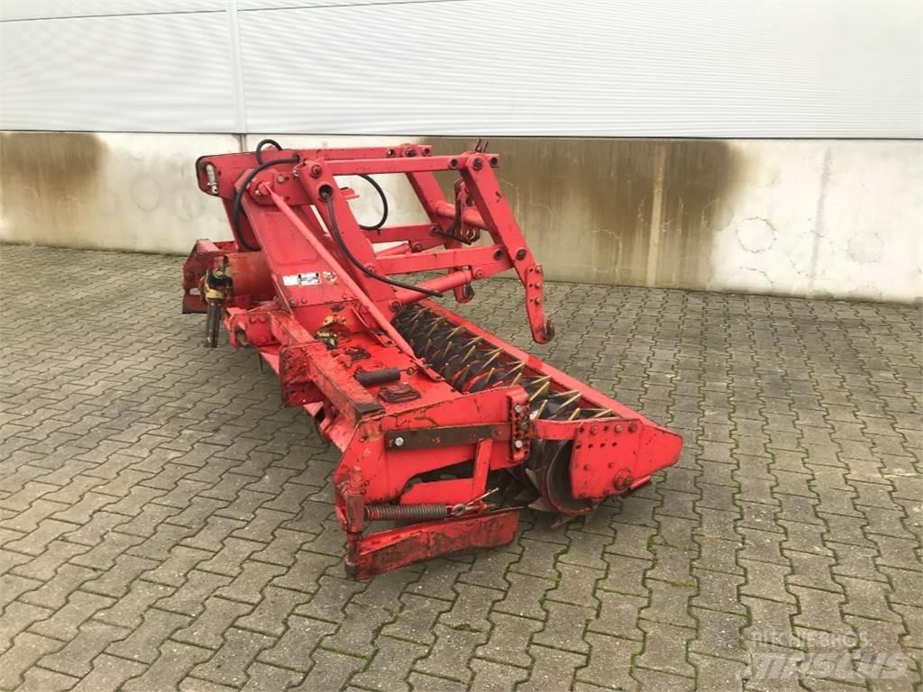 Krone KES 121-3000 Motoreggen / Rototiller
