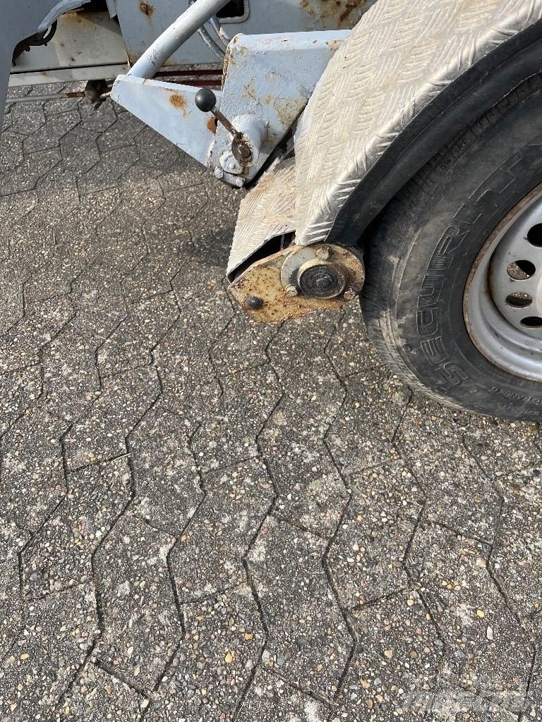 Omme Mini 12 EBJ Anhänger-Arbeitsbühnen