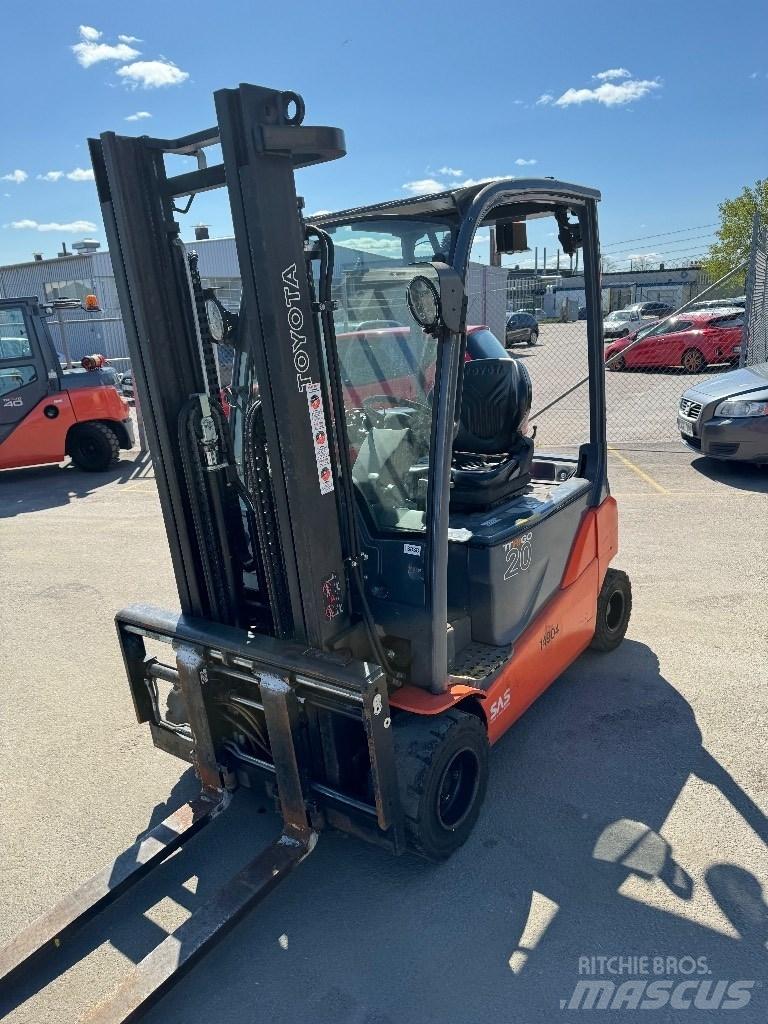 Toyota 8FBM20T Elektro Stapler