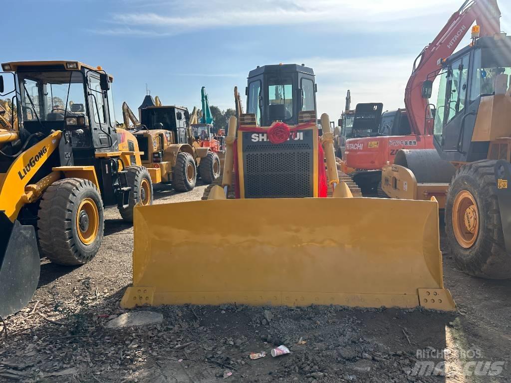 Shantui SD 16 Bulldozer