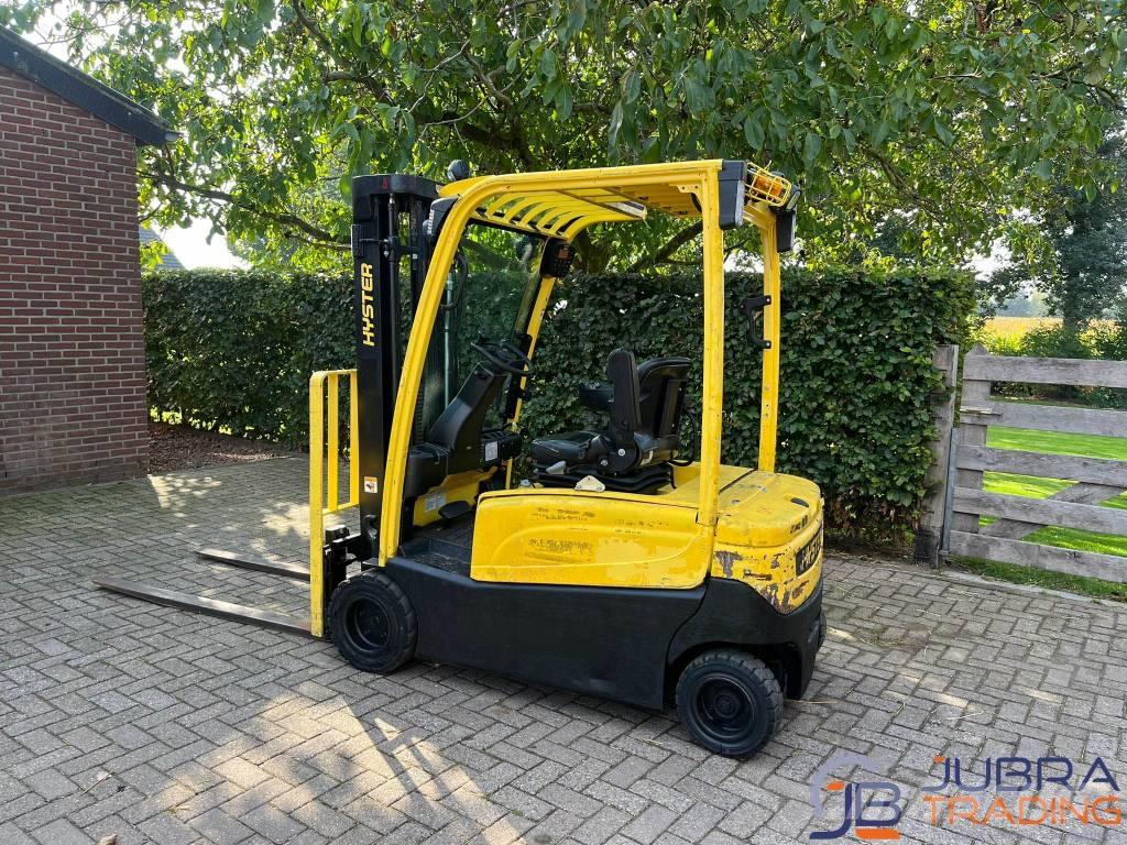 Hyster J2.0XN LWB Elektro Stapler