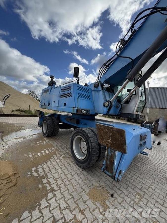 Fuchs MHL360 Radlader