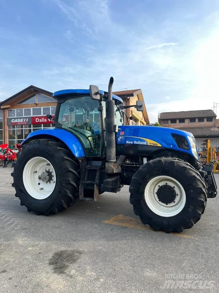 New Holland T 7060 Traktoren