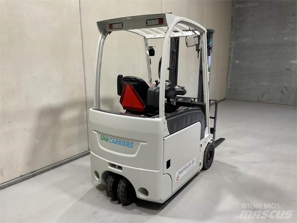 Nissan TX3-16 Elektro Stapler