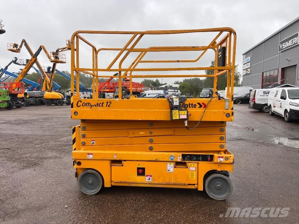 Haulotte Compact 12 Scheren-Arbeitsbühnen