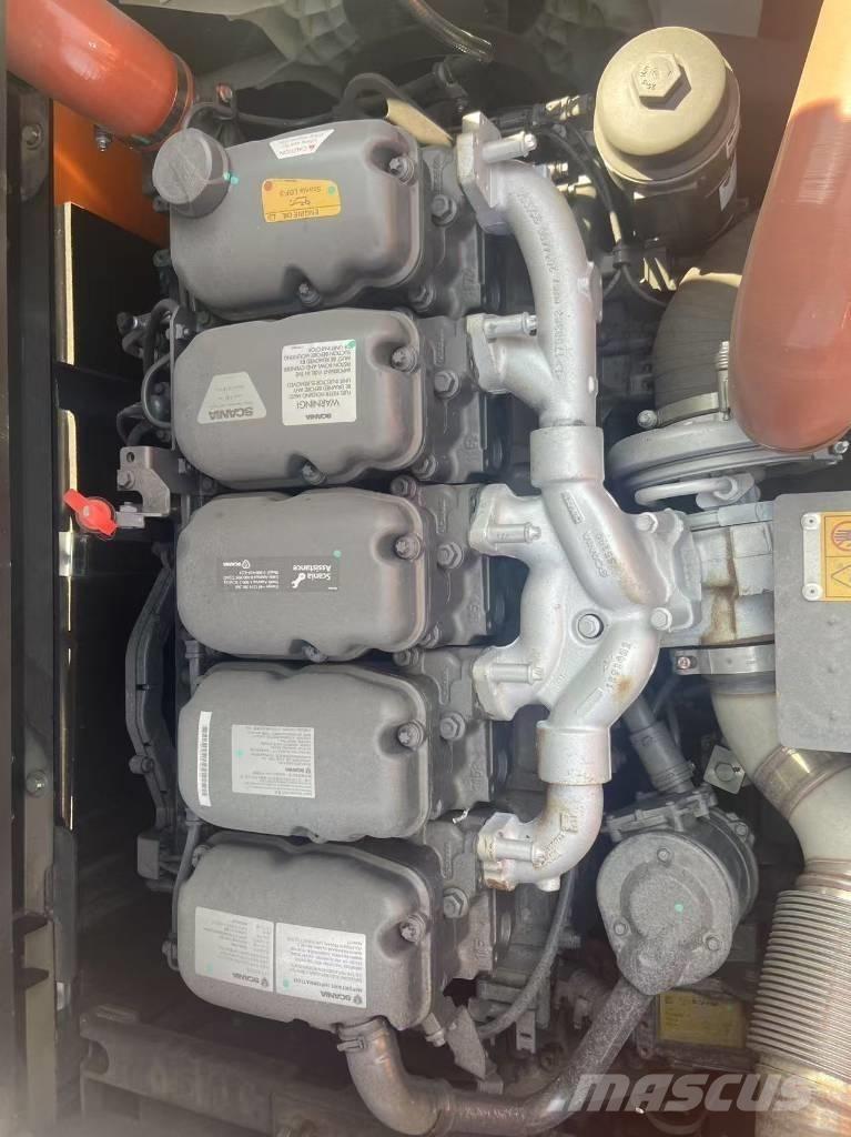 Develon DX 400 Raupenbagger