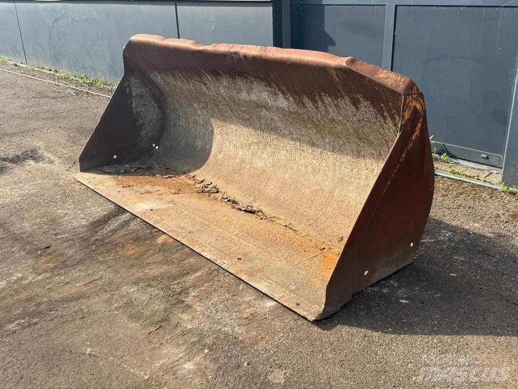  Onbekend WG-2400 Schaufeln