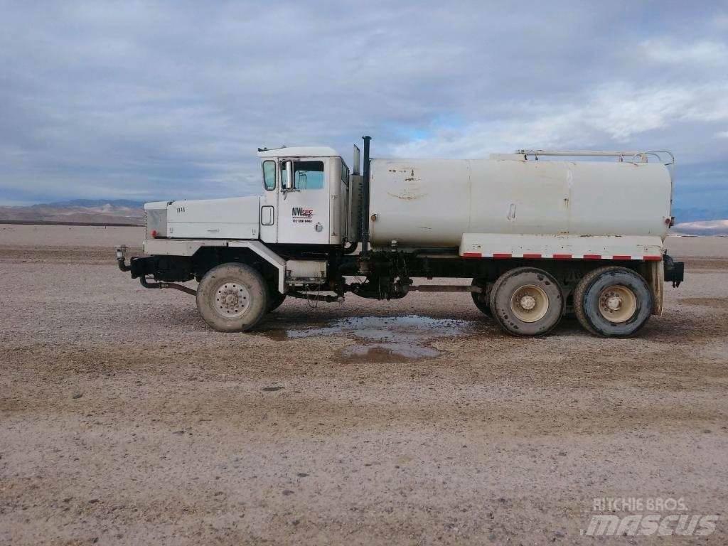 Oshkosh 6000 Wassertanker