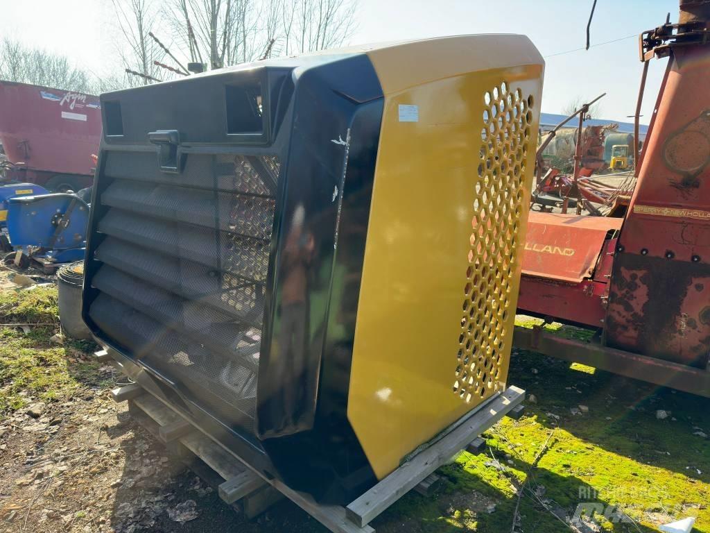 CAT 966 BONNET Chassis