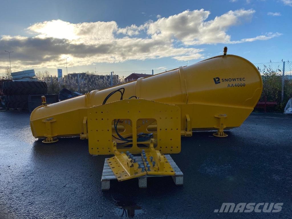 Snowline 4000 PK LK Schneeschilde und -pflüge