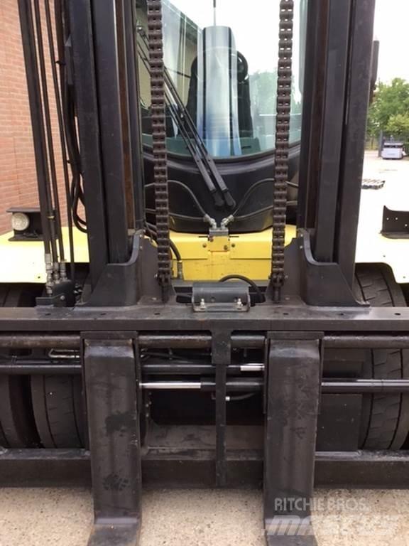 Hyster H8.00XM6 Diesel Stapler