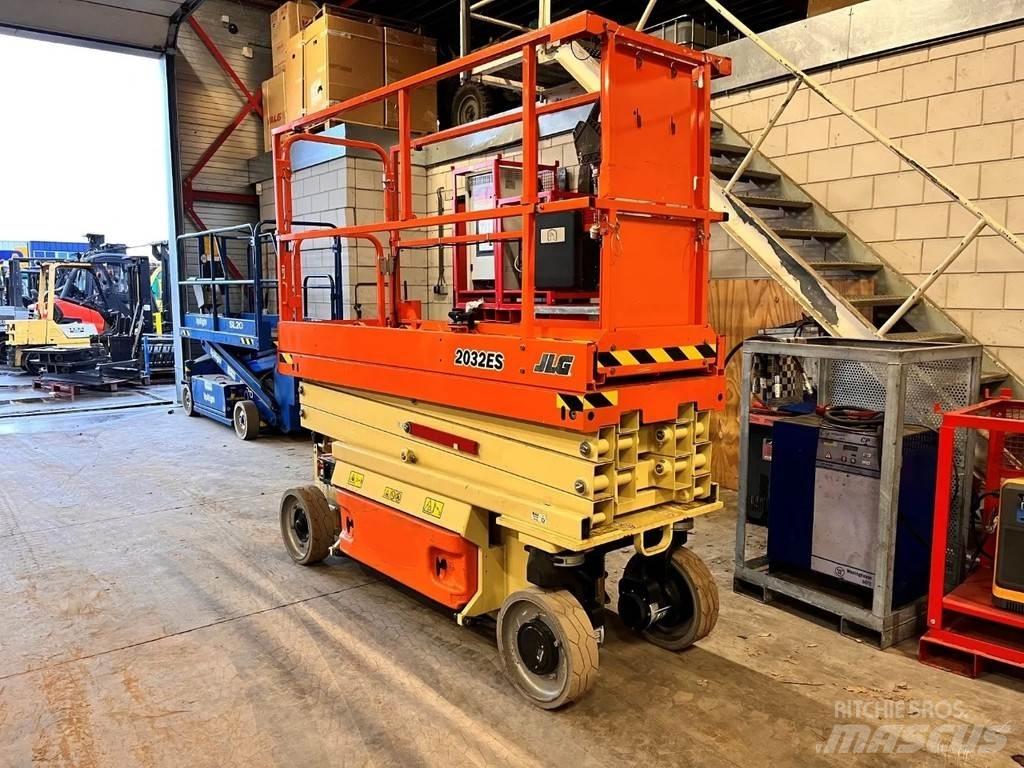 JLG 2032ES Scheren-Arbeitsbühnen