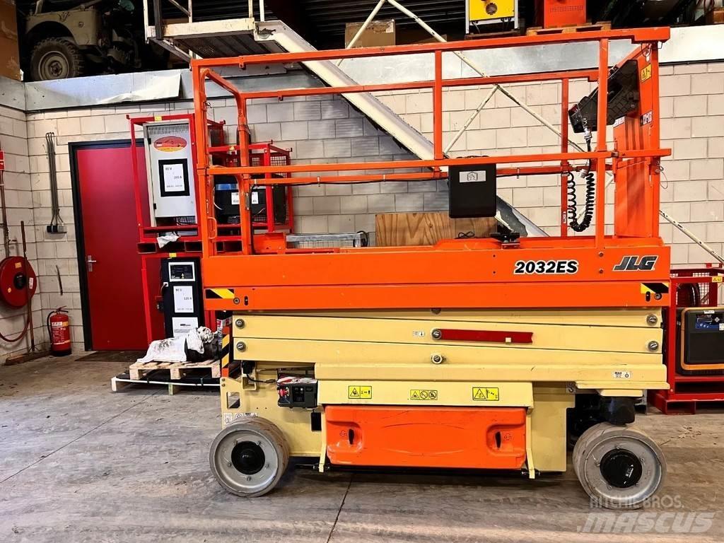 JLG 2032ES Scheren-Arbeitsbühnen