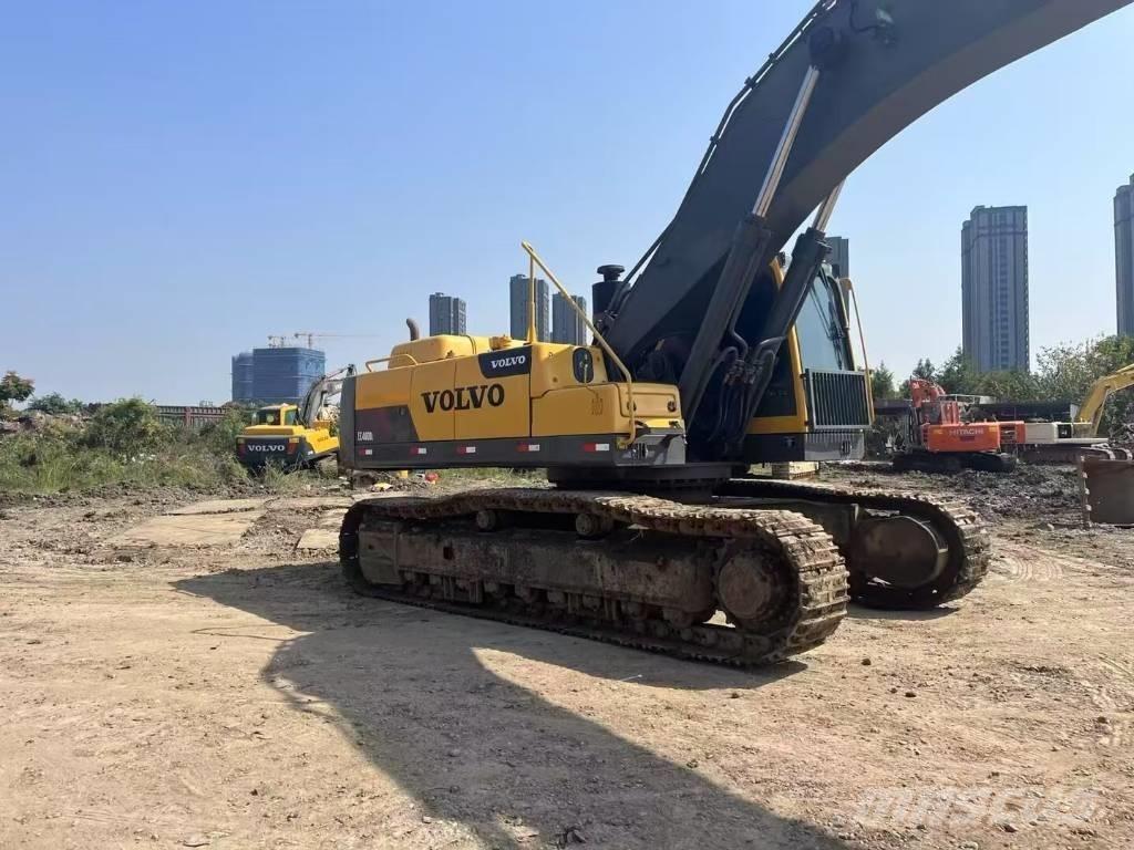 Volvo EC 460 B LC Raupenbagger
