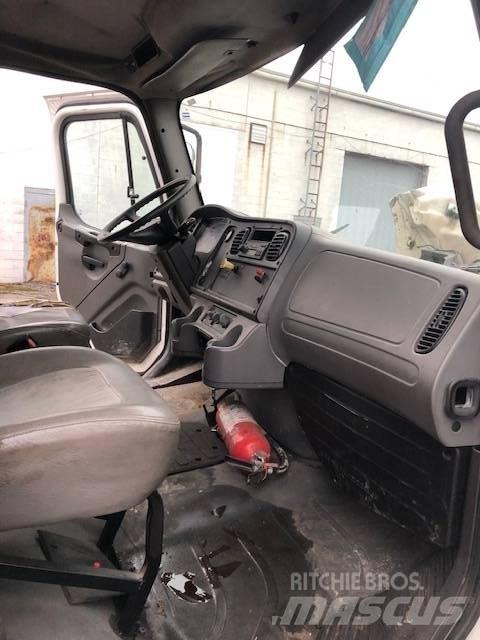 Freightliner m2 Kastenaufbau