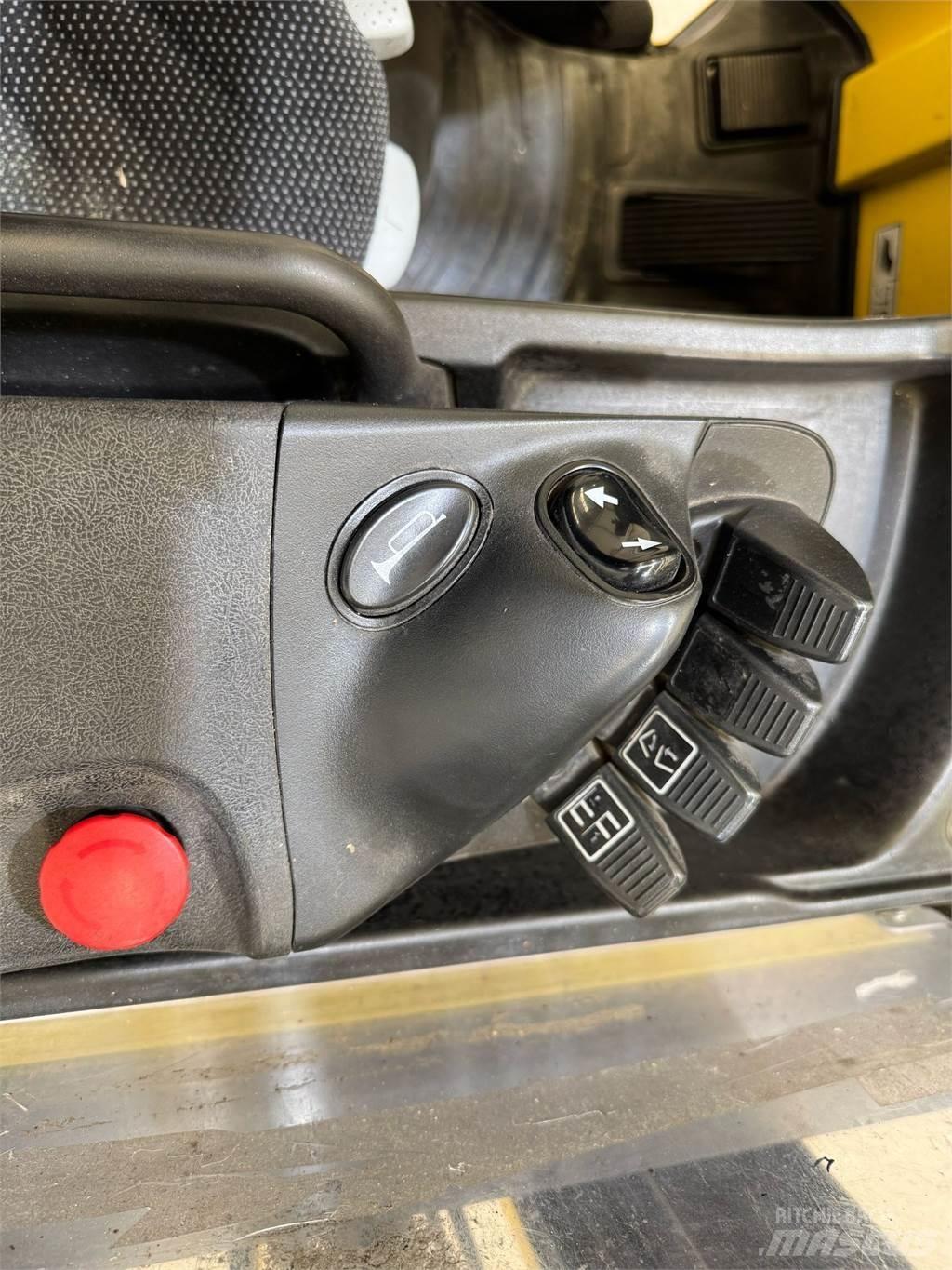Hyster R1 6 Schubmaststapler