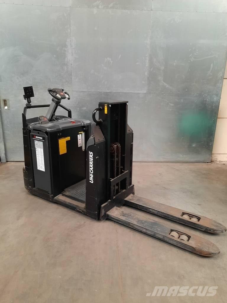 UniCarriers OEP120 Niederhub-Kommissionierer