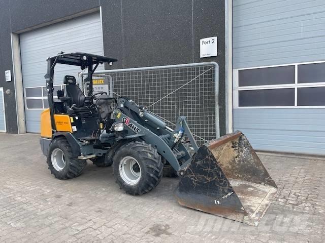 GiANT V452T X-TRA HD Minilader