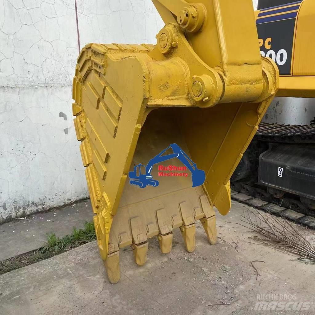 CAT 323D Raupenbagger