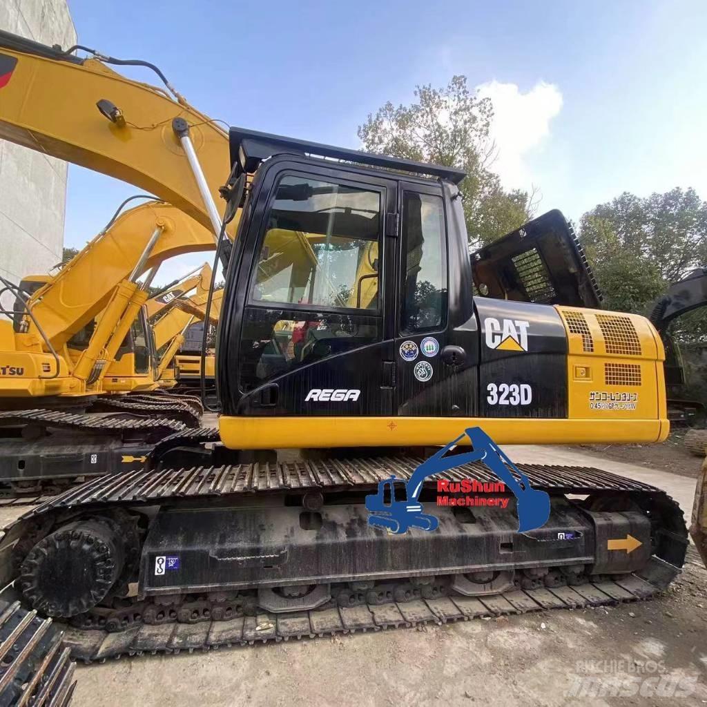 CAT 323D Raupenbagger