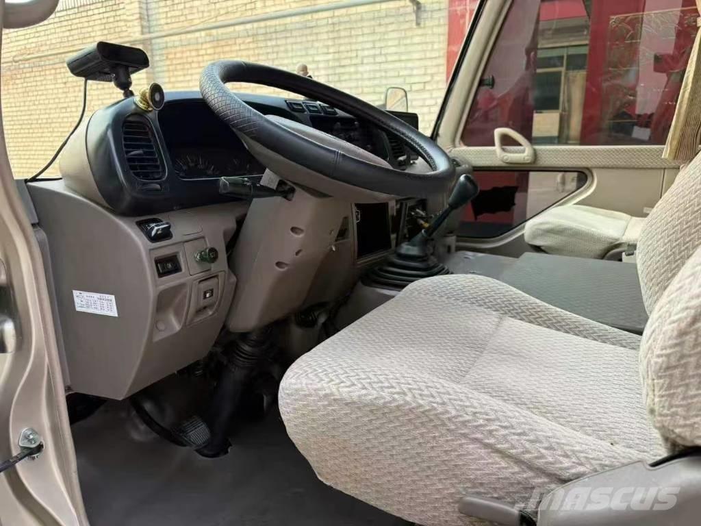 Toyota Coaster Bus Minibusse