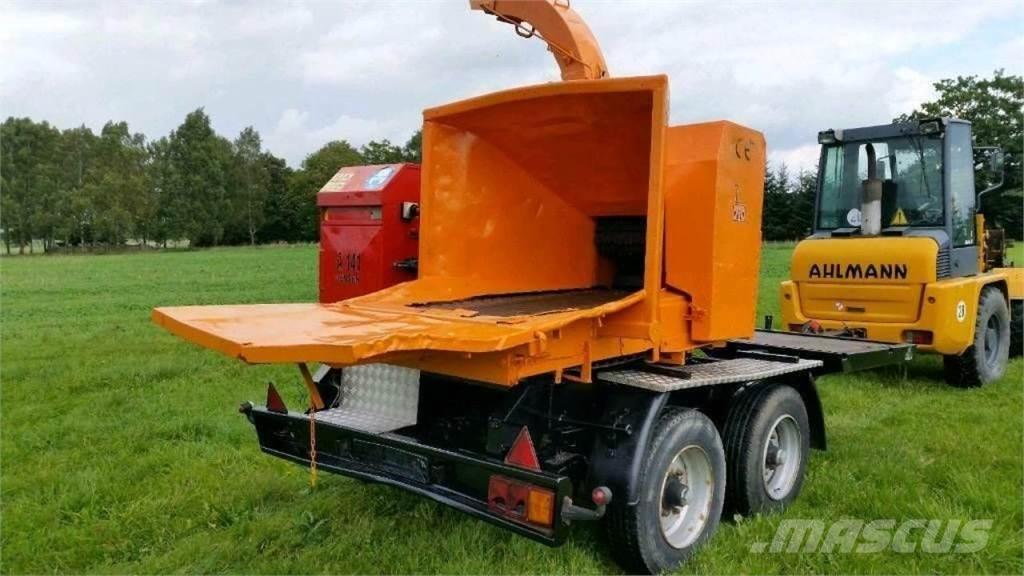 Jensen A141 Holzhäcksler