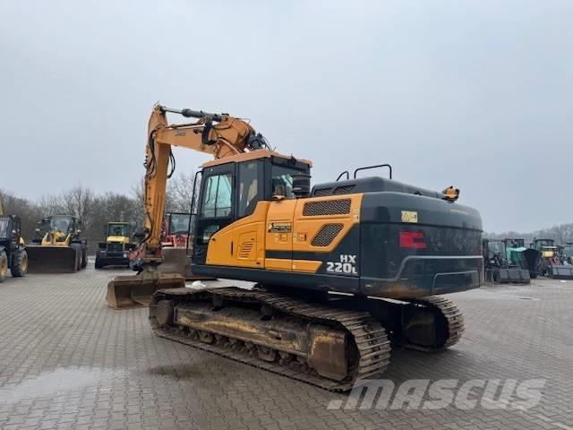Hyundai HX 220 L Raupenbagger