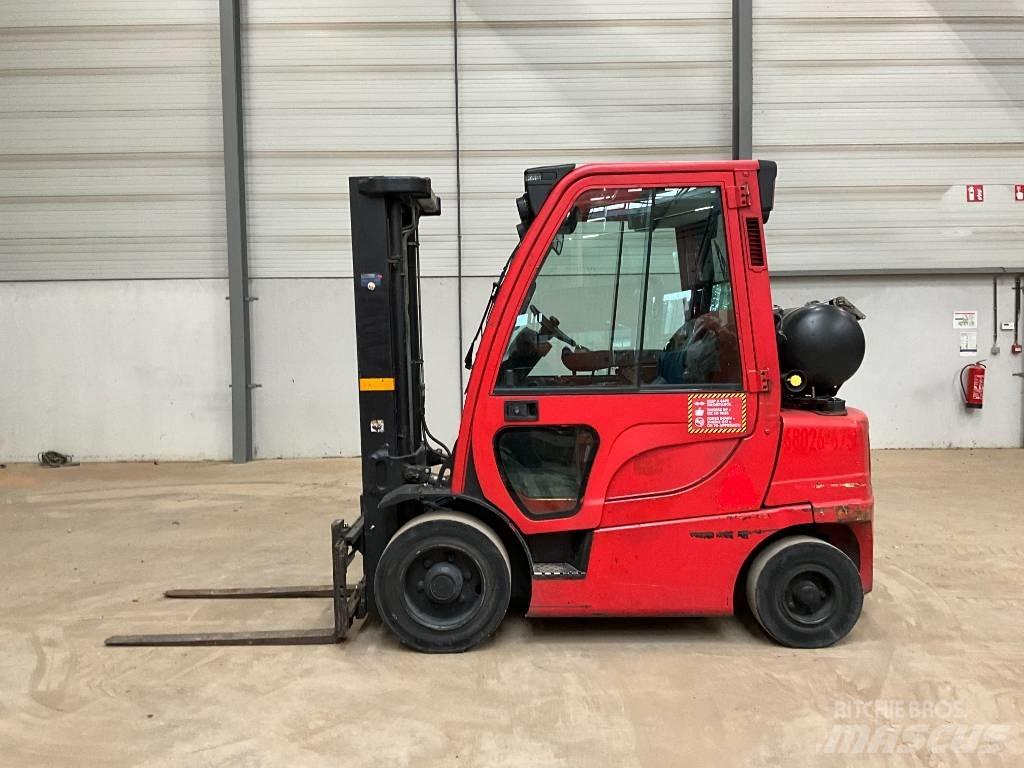 Hyster H 2.5 FT Gas Stapler