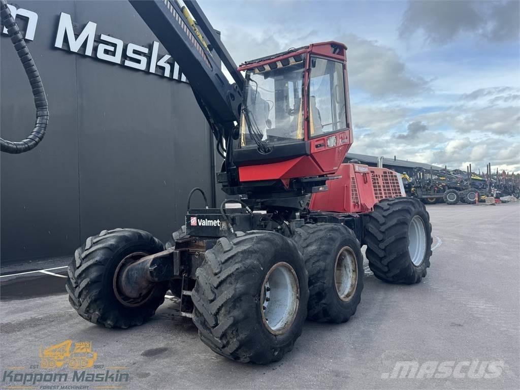 Valmet 931 Harvester
