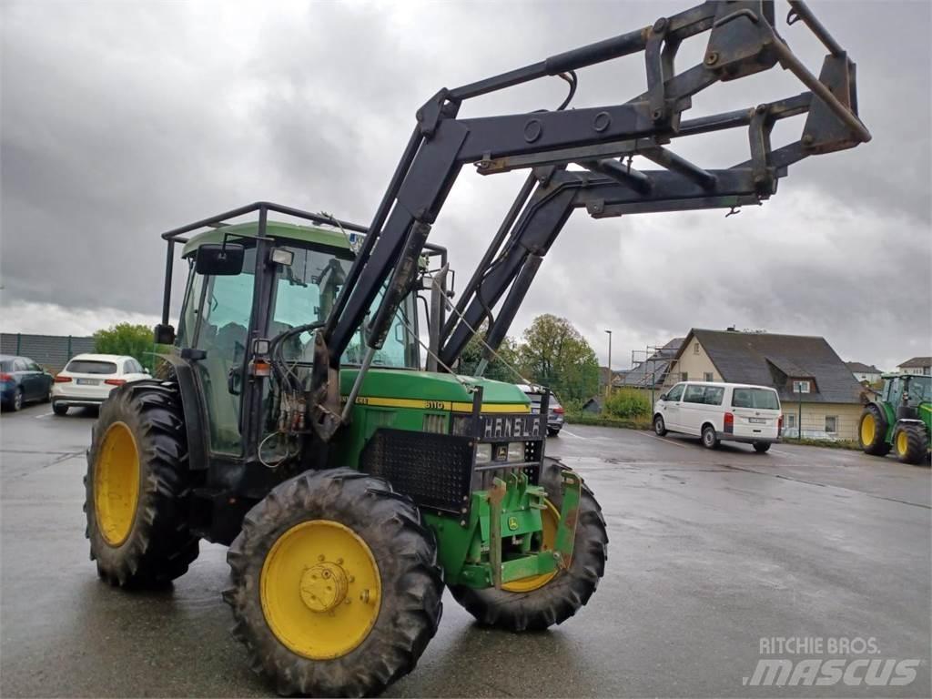 John Deere 6110SE Traktoren