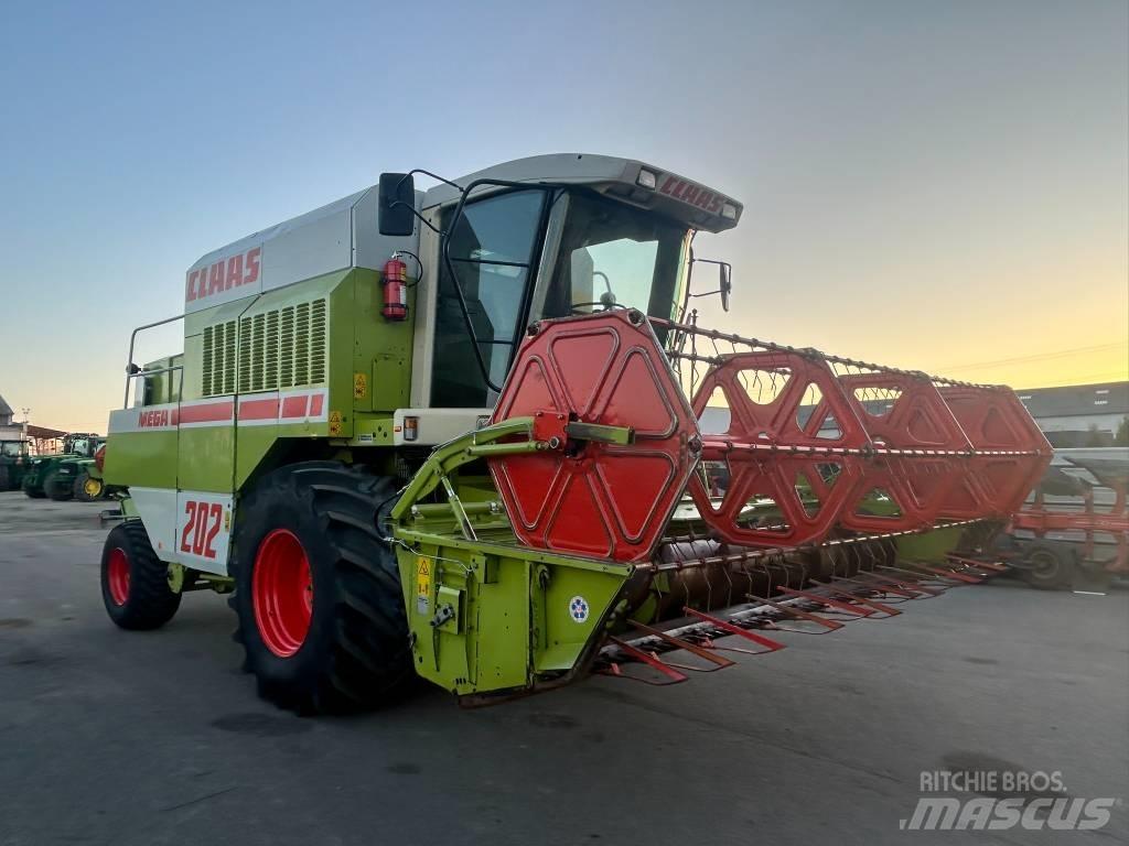 CLAAS Mega 202 Mähdrescher